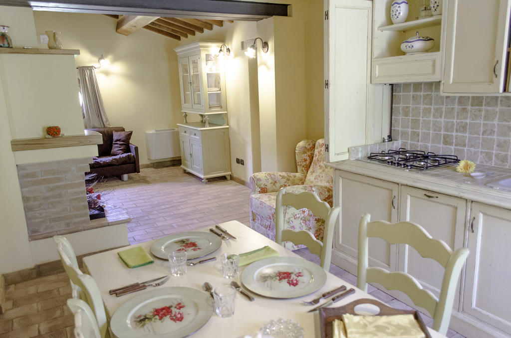 Agriturismo Pompagnano Pokoj fotografie
